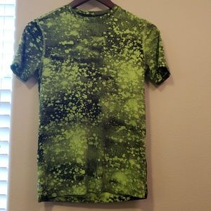Old navy Active green and black tee